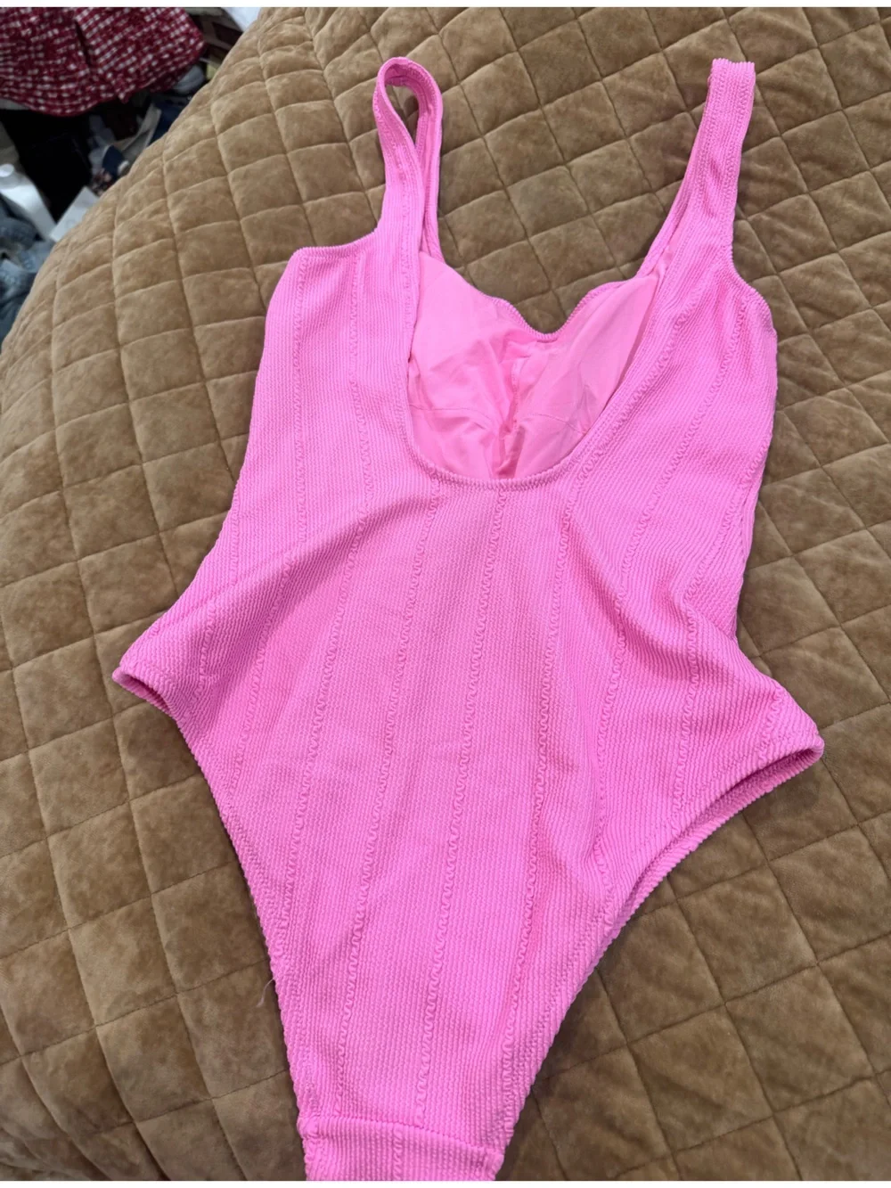 Aerie Pink One-Piece Swimsuit- fun flattering comfy material🩷cute color